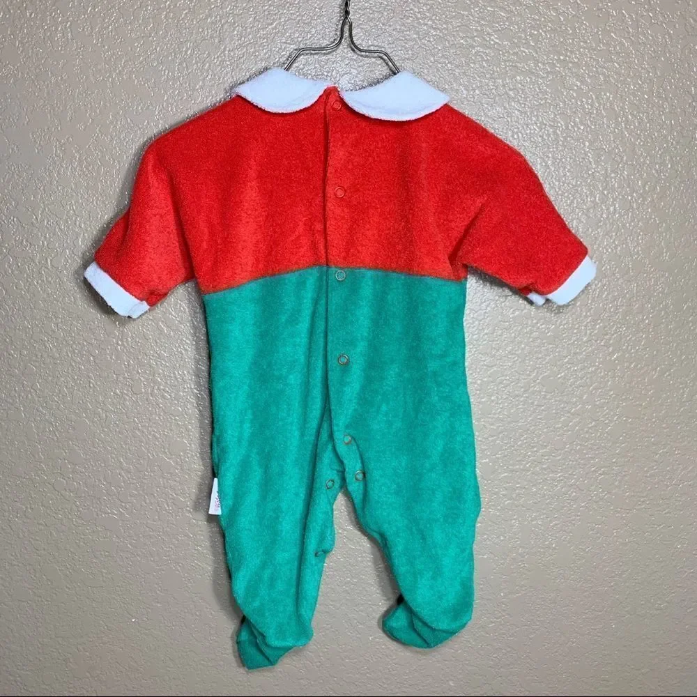Vintage Oshkosh baby B’Gosh Christmas footies‎